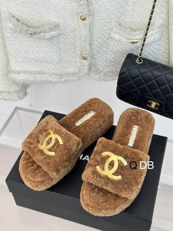 Picture of Chanel Shoes _SKUChanelsz35-404CLL10102211